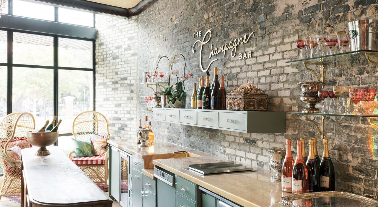 Bar photo 1